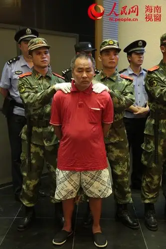 贩卖,运输毒品罪犯梁鸿泉,胡绵绵等一批犯罪分子公开宣判并执行死刑