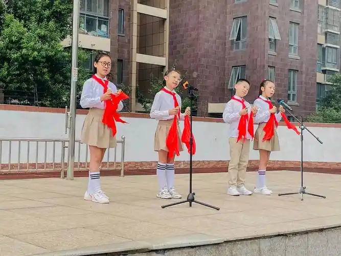 现场报道|南京市力学小学海德北岸分校秋季开学典礼盛大举行