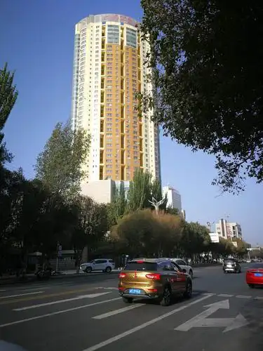 飞往新疆库尔勒 (第二故乡)2019—8.25—9.