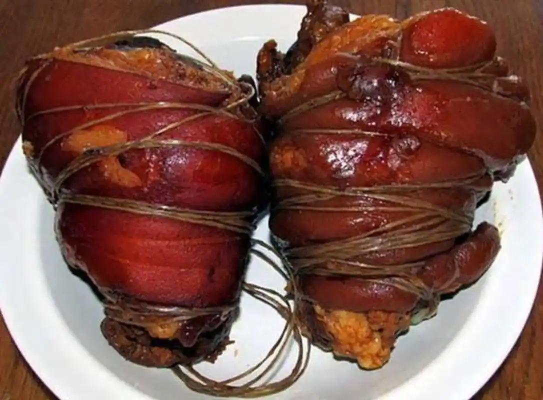 襄阳缠蹄,是湖北省襄阳市的特色小吃.襄阳缠蹄是传统的佳肴.