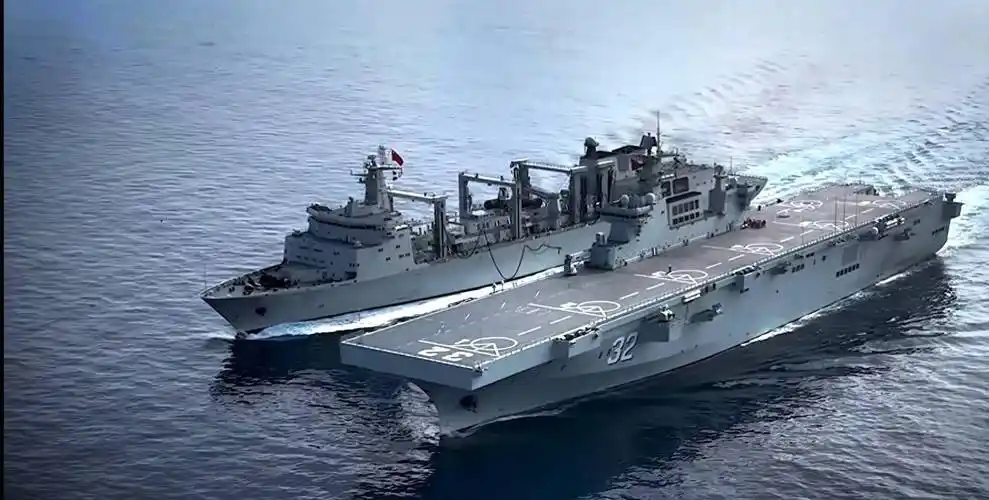 图为我国海军075型两栖攻击舰.