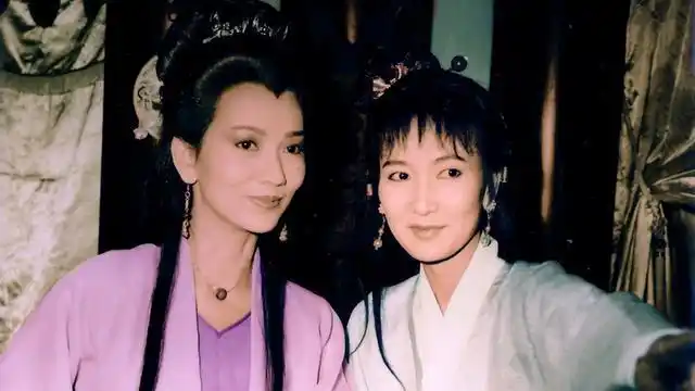 "白娘子"赵雅芝泪忆法海,"小青"陈美琪与"张公子"李秉桦再续前缘,"二