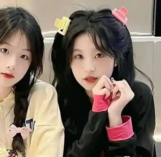 两人闺蜜头像 | 普通小孩热爱生活中