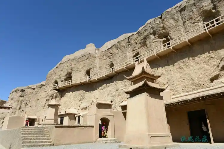 瓜州戈壁深处,探寻榆林窟千年流淌的美与秘