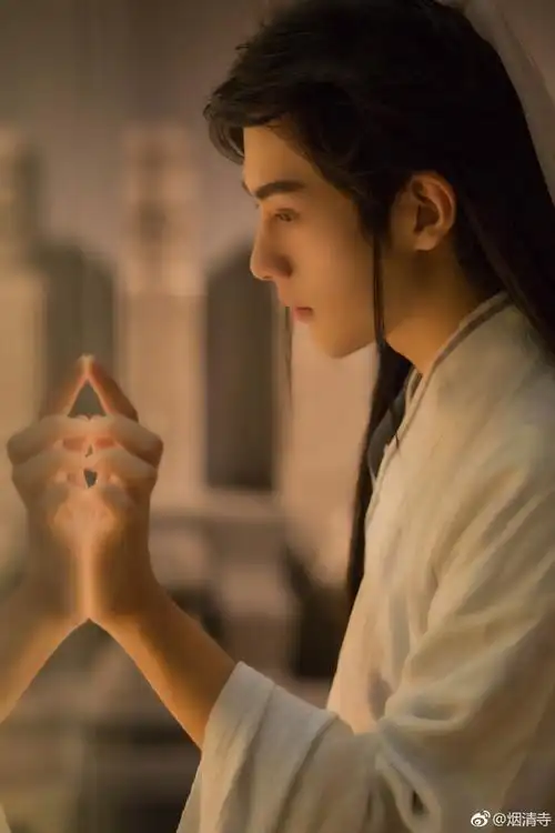 huabankuweile从屿瑟转采于2019-09-06 16:23:47古装汉服美男摄影古风