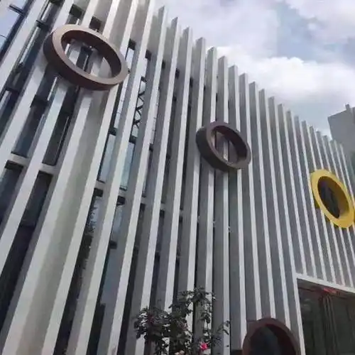 户外广告牌铝方通铝合金方通外墙定制安装一站式服务欧百得