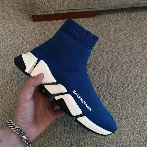 巴黎世家袜子鞋