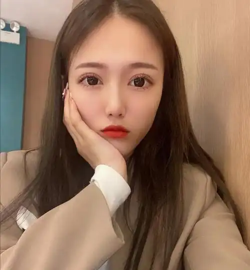 双眼皮女生别高兴太早,这些"残缺型"双眼皮,没有单眼皮好看