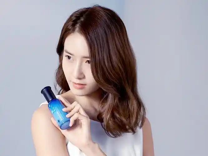 [少女时代][新闻]160308 允儿悦诗风吟拍摄花絮照公开 清纯魅力来袭