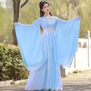 古装改良汉服女广袖飘逸图片