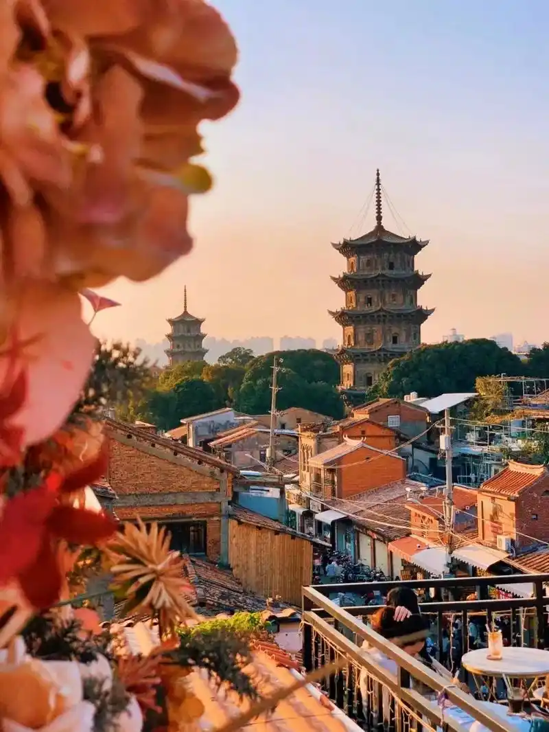 开元寺～如果您到泉州老城区旅游,"开元寺"是不可错过的景点 - 遏音
