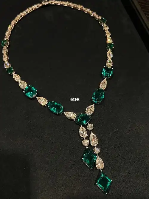 graff传世珍宝顶级祖母绿白钻项链