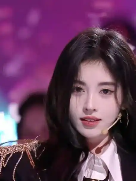 鞠婧祎同款八字刘海