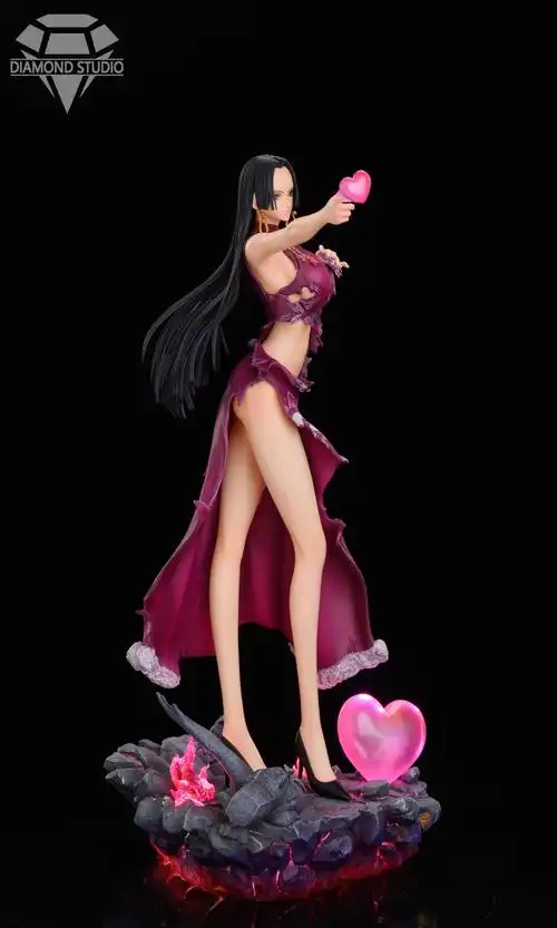 琪琪gkdiamondstudio巨浪爆衣女帝波雅库克衣服可脱手办