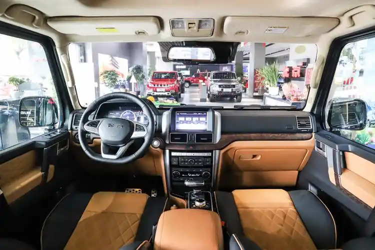 2020款 北京bj80 3.0t 手自一体 珠峰版内饰