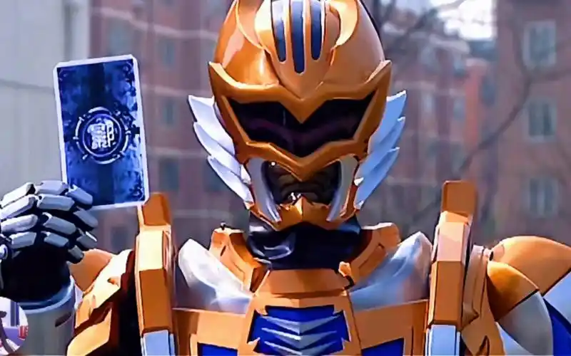 地虎铠甲轻松封印黄蜂兽