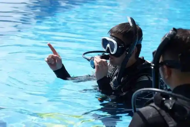 推广国内考取潜水教练不再是梦想