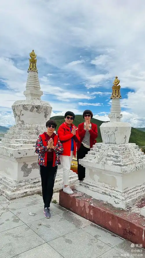 东嘎寺建于十六世纪初,已有500多年的历史,是由第一世东嘎活佛68