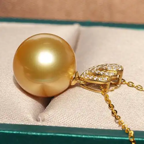 珑一贝壳18k1213mm优化南洋金珠吊坠海水珍珠颈饰