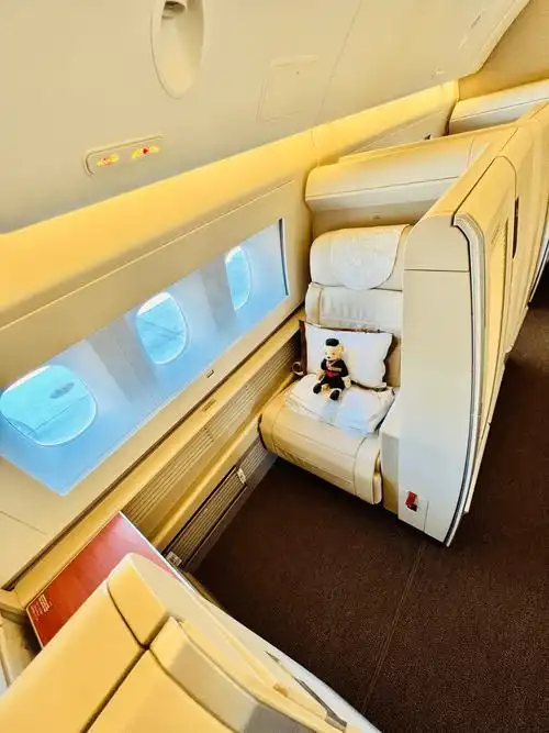 记录东航京沪线b777头等舱庆生之旅_客舱_机型_登机