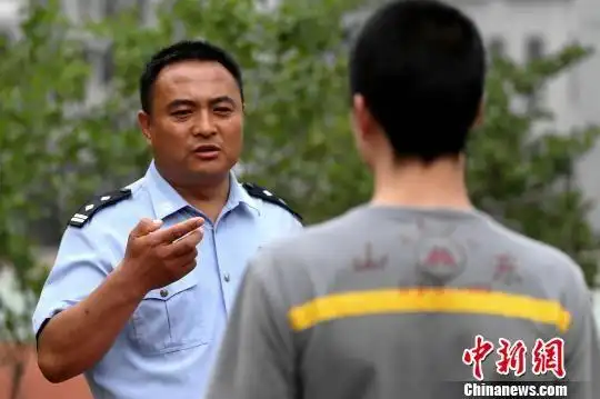 走进山东省未成年犯管教所少年犯忆我的童年