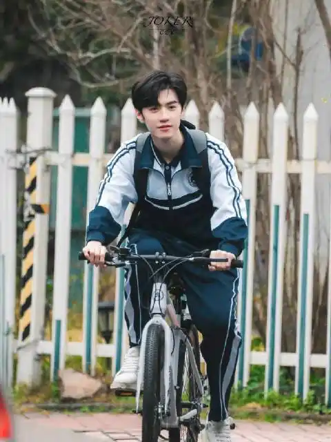 陈哲远校服竖屏混剪