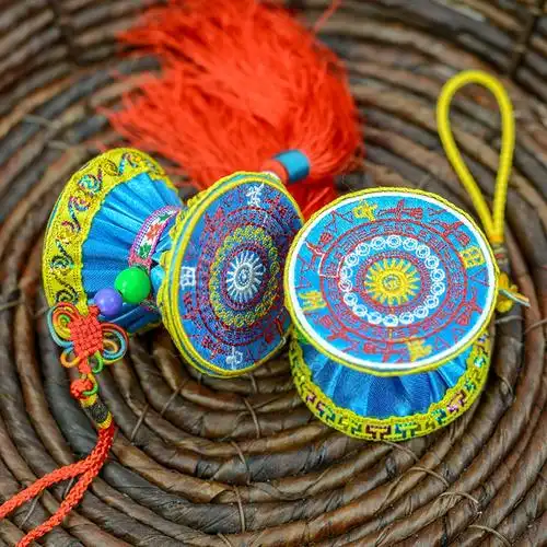 广西壮族特色馆壮锦壮布艺铜鼓挂件记念礼品民间铜鼓