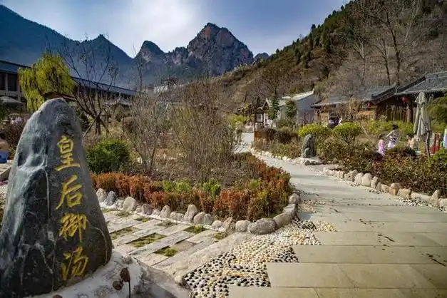 徜徉在历史文化中,感受秋意迷人的大西线～|太白山|温泉|九龙山|奇石