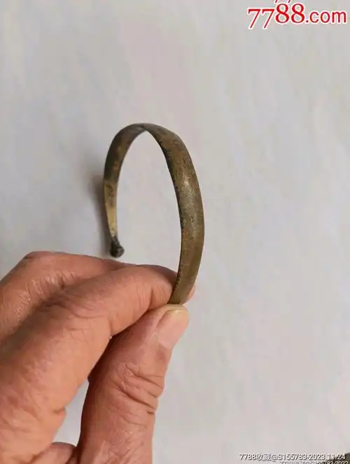 清代铜手镯子