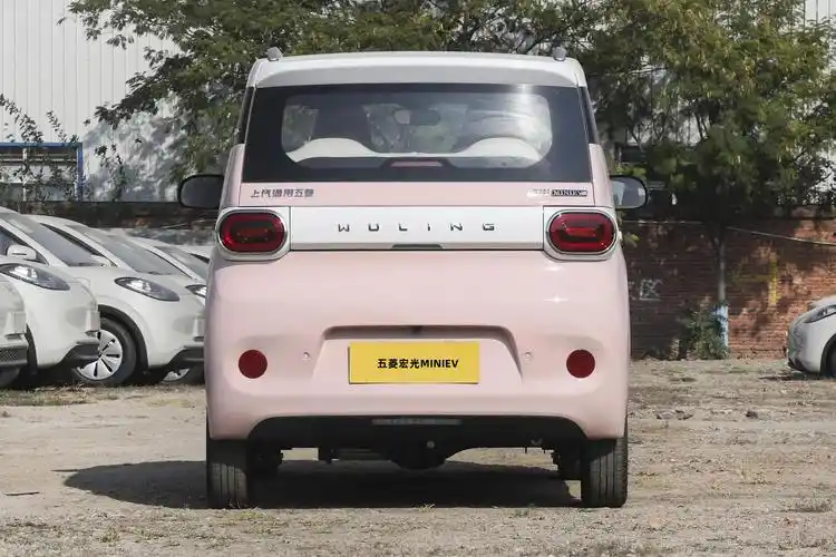 2024款五菱宏光miniev马卡龙上市,售价4.68万元