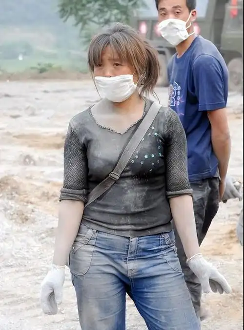 建筑工地的女工