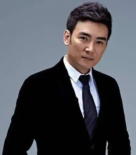 焦恩俊:被"绿"还净身出户,2婚娶初恋陷入冷战,今现状如何_女儿_妻子_