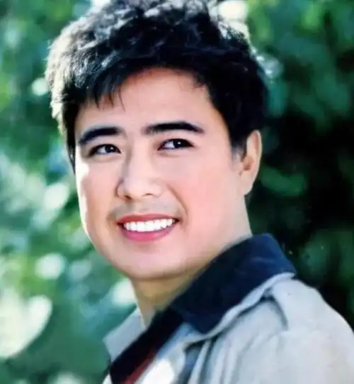 有种整容叫姜文结婚老婆周韵没啥变化而姜文却让人意外