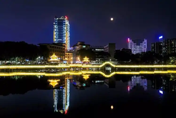 比花季更美的肇庆醉美夜色,彻底把我撩到了