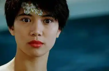 说到袁咏仪这个人大家肯定再熟悉不过了,不管是《金枝玉叶》还是