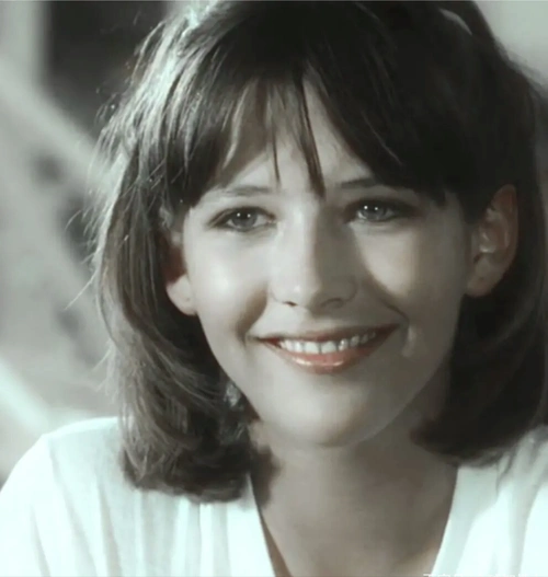 惊艳岁月的苏菲玛索:未婚生下2个儿女,55岁眼神清澈却美人迟暮