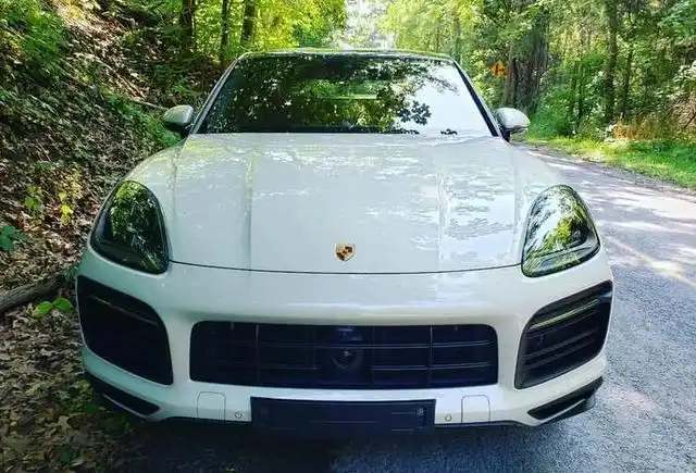 保时捷卡宴gts coupe海外实拍 搭载4.0t发动机