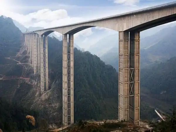 50 80 50m连续刚构桥设计