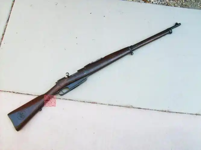 p>汉阳造步枪,由中国 a target="_blank" href="/item/汉阳兵工厂