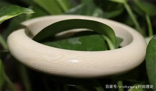 赛璐珞仿象牙怎么鉴别