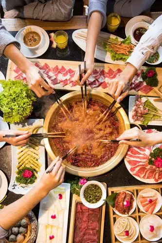 聚餐吃火锅