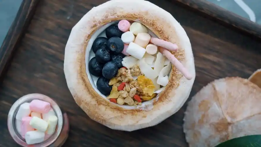 自制滑溜溜的椰子奶冻!又省了去东南亚的机票了!