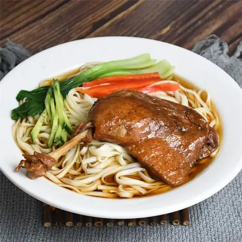 香辣大鸭腿料理包 粮农料理包 鸭腿面盖浇饭煲仔饭方便菜