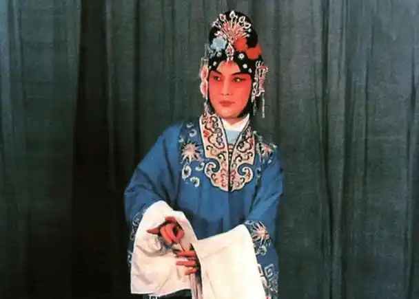 培养出了以李世芳(小梅兰芳),张君秋,杜近芳等第二代京剧旦行表演艺术