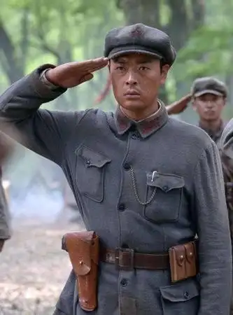 24岁凭亮剑走红的张桐,曾因拍戏失明女友不离不弃,39岁成赢家