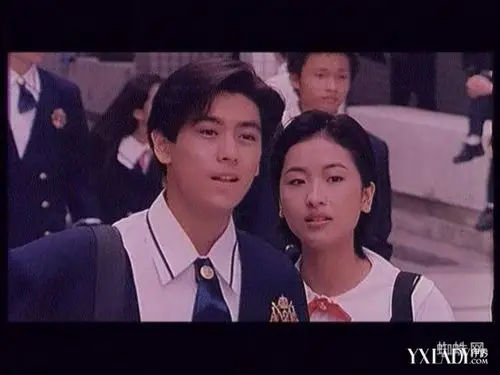 中韩男神学生装:金秀贤陈赫赵又廷谁最土 黄晓明张翰恶心帅_女物娱乐