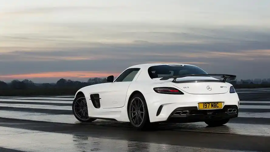 欧翼门神车奔驰 sls amg black