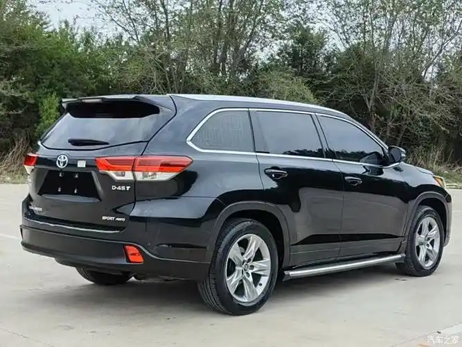 19年丰田汉兰达,车况精品,4万公里,四驱,售价17.5w