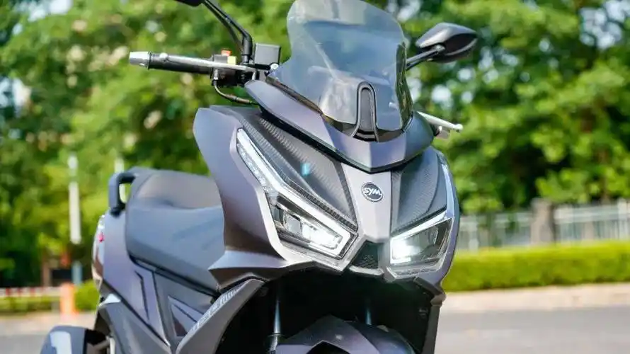 150都市运动踏板的新挑战——16980元三阳巡弋150gt静态测评