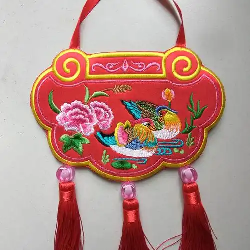 手工刺绣婚庆鸳鸯/龙凤锁锁一对庆阳香包订婚锁结婚锁民间工艺 红色